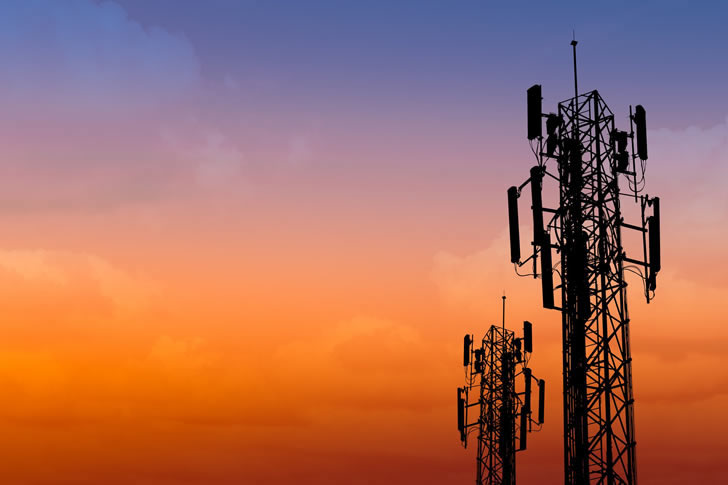 Maximize Your 5G Experience: Connectivity & Tower Placement Tips