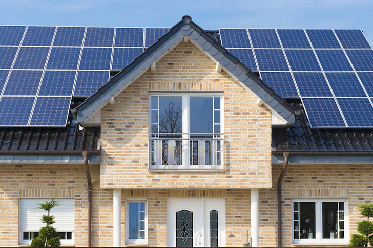 Maximizing Benefits of Solar Panels: Costs and Energy Efficiency