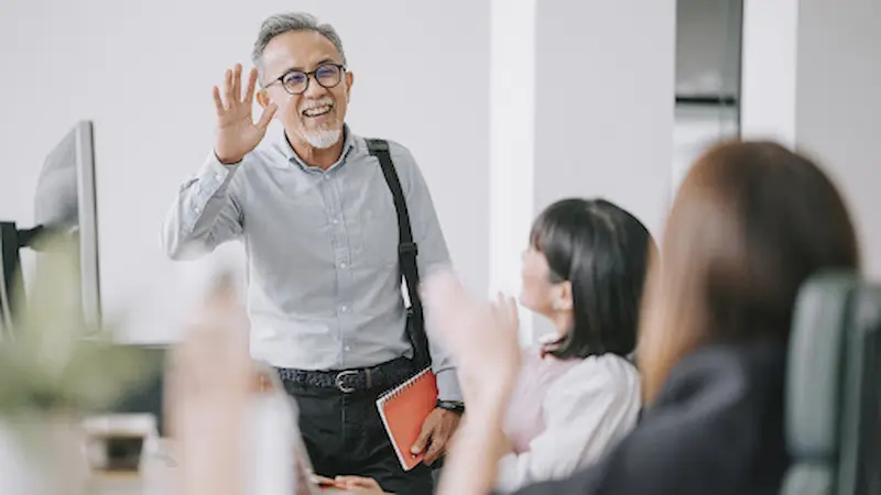 Discover the Ideal Part-Time Job for Seniors Near You: Start Your Next Adventure!