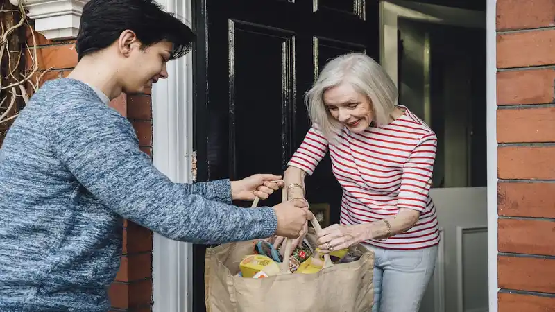 Unlock Savings: Discover How Senior Citizens Can Enjoy Affordable Food Delivery!